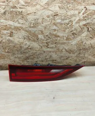 Volvo S90, V90 Tailgate rear/tail lights 31656787