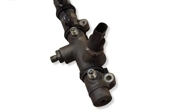 Audi A4 S4 B7 8E 8H Fuel main line pipe F00R001650 059130089D 059130089S