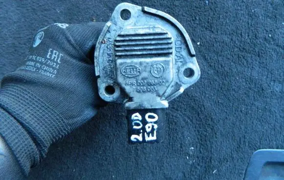 BMW 3 E90 E91 Oil level sensor 7508003
