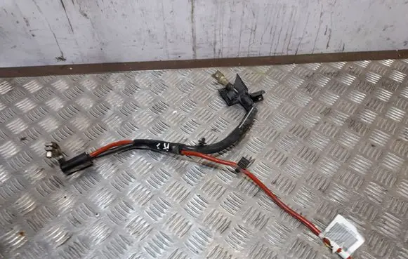 Audi A3 S3 8V Positive cable (battery) 5Q0971228G 5Q0971228