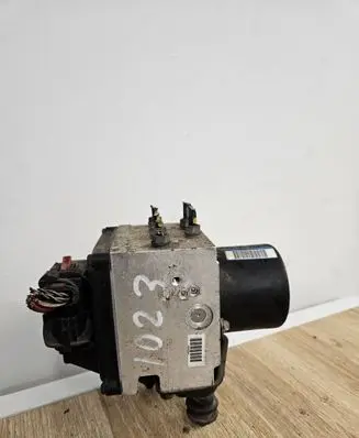 Volkswagen PASSAT B6 ABS Pump 3C0614095p 16027001A 16027201