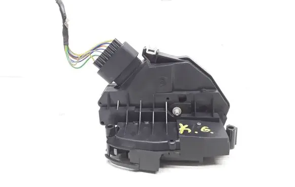 Volvo V60 Rear door lock 31301742
