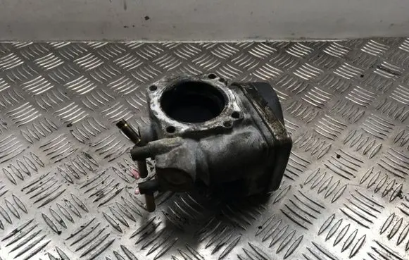 Skoda Octavia Mk1 (1U) Throttle valve A2C53042125 06A133062AB