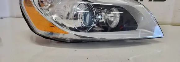 Volvo XC60 Headlight/headlamp 31420682 89907453 Y413ABITGD