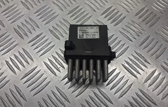 Ford Focus Heater blower fan relay 6G9T-19E624-AD