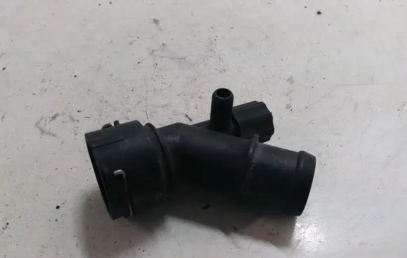 Audi A3 S3 8L Engine coolant pipe/hose 1J0121619A