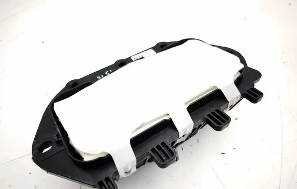 Passenger airbag