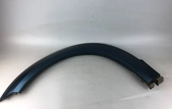 Subaru Outback Front arch trim 