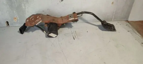 Nissan Primera Accelerator throttle pedal 189192J620
