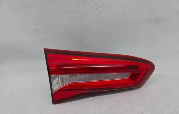 Ford Focus Rear/tail lights JX7B-13A603-EE
