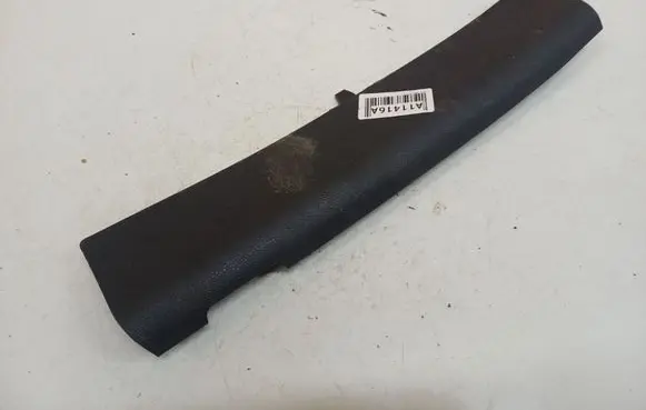 Skoda Fabia Mk2 (5J) Fuse box cover 5J1857917
