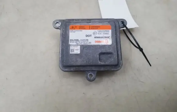 Hyundai ix35 Xenon control unit/module A71154400DG
