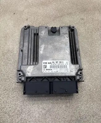 Volkswagen PASSAT B8 Engine control unit/module 04L907309R 0281031066