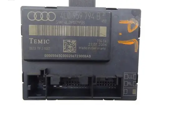 Audi Q7 4L Door control unit/module 4L0959794B