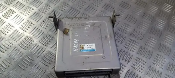 Mazda 323 Engine control unit/module b3m518881a e2t82271m