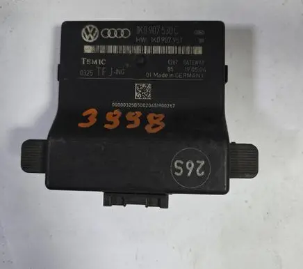 Volkswagen Golf V Gateway control module 1K0907530C 1K0907951