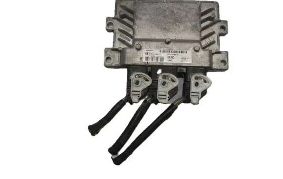 Ford Fiesta Engine control unit/module 8V21-12A650-TC S180047003C