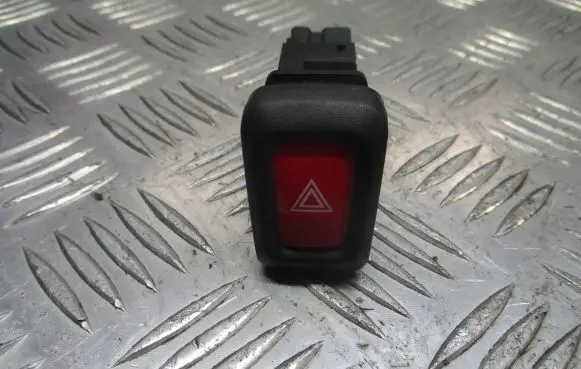 Nissan Almera N16 Hazard light switch