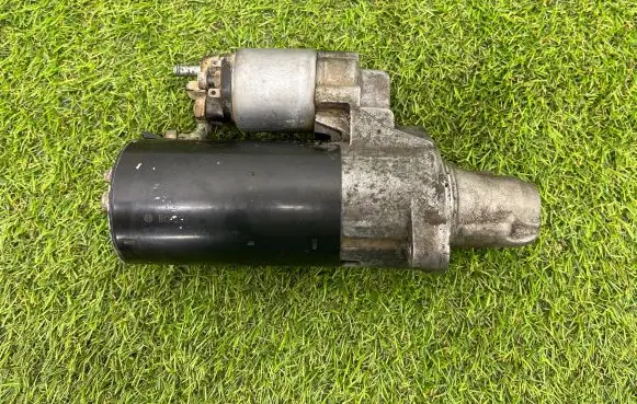 Mercedes-Benz S W221 Starter motor A0061519901