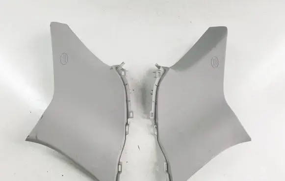 Toyota Auris 150 (B) pillar trim (top)