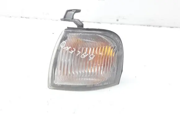 Suzuki Baleno EG Front indicator light 21032018