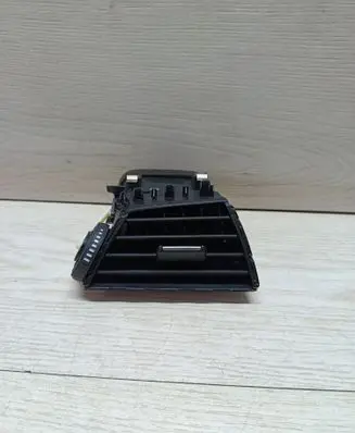 BMW 1 F20 F21 Dashboard side air vent grill/cover trim 9205356 507890