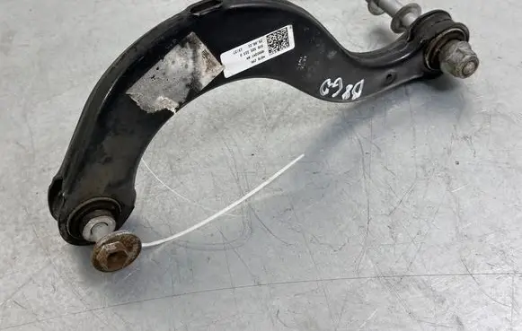 Volkswagen PASSAT B8 Rear upper control arm/wishbone 5Q0505323