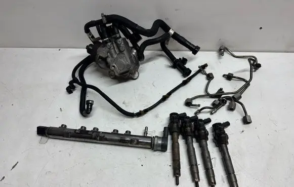 BMW 4 F32 F33 Fuel injection system set 0445110616 7800601 7810786