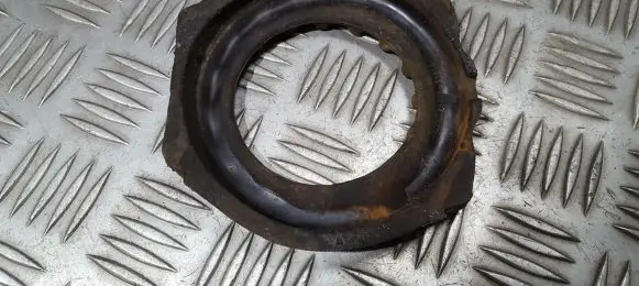 Toyota Avensis T250 Coil spring mount 4825732090 48257-32090