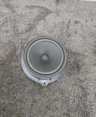 Seat Leon (5F) Rear door speaker 5F0035411A
