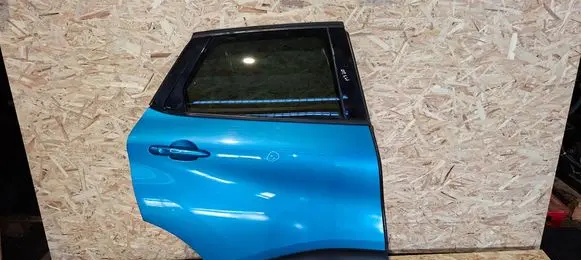 Renault Captur Rear door 