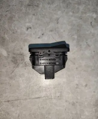 Volvo V50 Central locking switch button 0665832