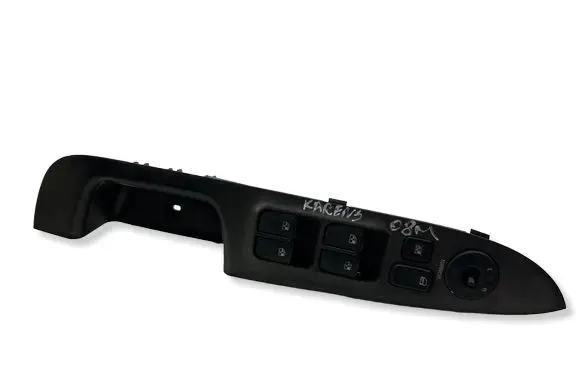 KIA Carens II Electric window control switch 202006245 61218J