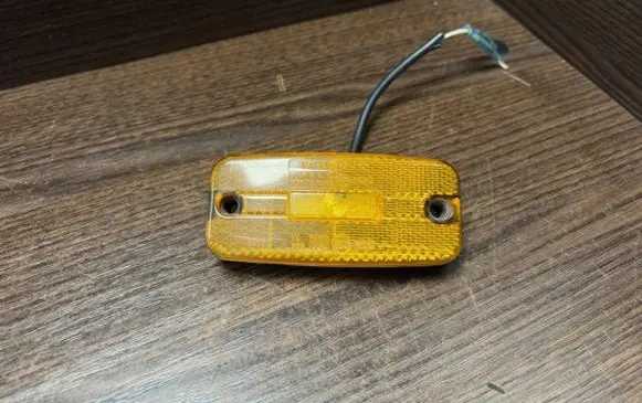 Iveco Daily 3rd gen Front fender indicator light 2PS345