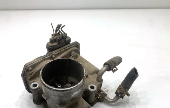 Toyota Yaris Engine shut-off valve 2203047010