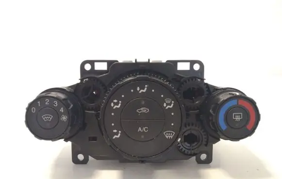 Ford Fiesta Climate control unit 8A6119980BE 8A6118549