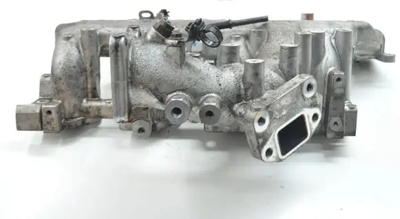 Mitsubishi L200 Intake manifold 
