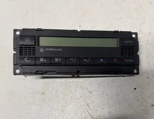 Volkswagen PASSAT B5.5 Climate control unit 3B1907044H
