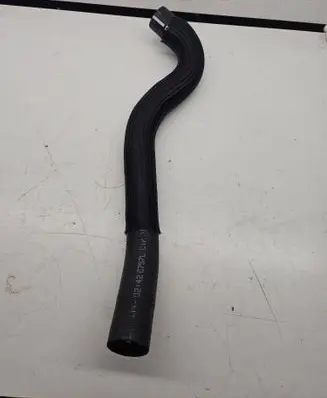 Ford Mustang VI Engine coolant pipe/hose FR338B273AD