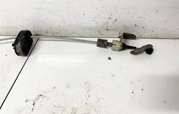 Opel Vectra C Gear shift cable linkage 13107493DN
