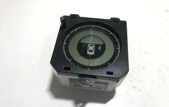 Mitsubishi L200 Screen/display/small screen mr240700 x6t51671
