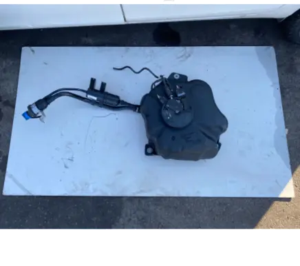 BMW X1 F48 F49 AdBlue liquid reservoir 1031376 197378033
