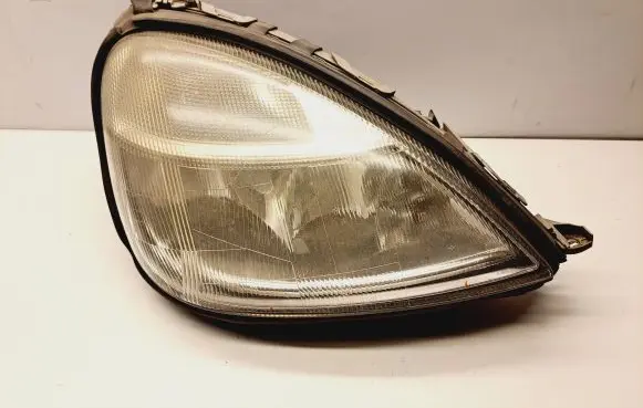Mercedes-Benz A W168 Headlight/headlamp A1688200261 0301152202