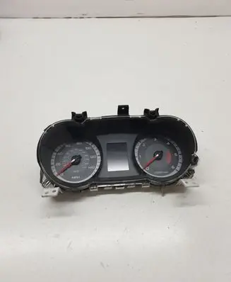 Mitsubishi Outlander Speedometer (instrument cluster) 8100A486