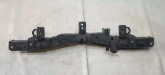 Toyota Auris 150 Radiator support slam panel