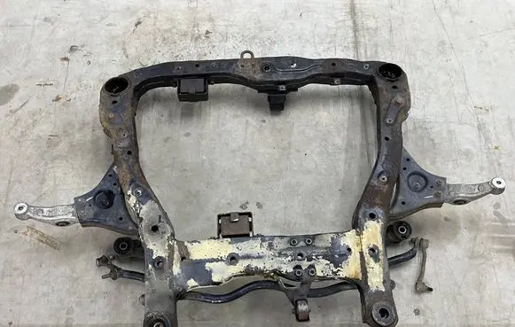 Hyundai Grandeur Front subframe