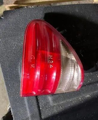 Mercedes-Benz E W210 Rear/tail lights A2108205364