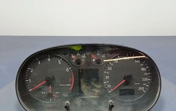 Audi A3 S3 8L Speedometer (instrument cluster) 8L0919880