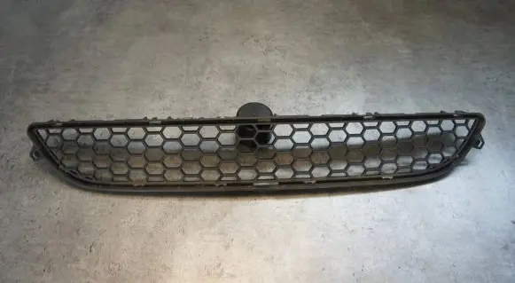 Volvo S60 Front bumper lower grill 30795021