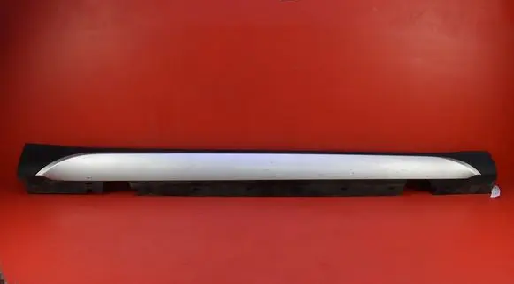 BMW X1 E84 Front sill (body part) 